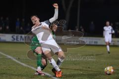 Landesliga - Saison 2024/25 - SV Manching - FC Ehekirchen - Ralf Schröder (Nr.21 - SV Manching) - Hollinger Christoph weiss Ehekirchen - Foto: Meyer Jürgen