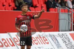 3. Liga; FC Ingolstadt 04 - FSV Zwickau; Einwurf Marcel Costly (22, FCI)