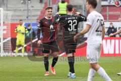 2.BL; FC Ingolstadt 04 - FC ST. Pauli; Tor Jubel Treffer Dennis Eckert Ayensa (7, FCI) mit Patrick Schmidt (32, FCI)