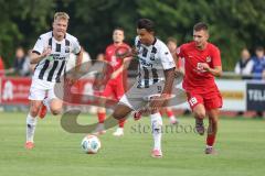 Toto-Pokal - VfB Forstinning - FC Ingolstadt 04; Fredrik Carlsen (8, FCI) Zweikampf Kampf um den Ball Lars Lokotsch (13, FCI) Klimek, Tom (19)