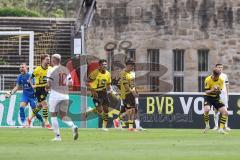 3. Liga; Borussia Dortmund II - FC Ingolstadt 04; Tor Jubel Treffer Hettwer Julian (20 BVB2) Torwart Marius Funk (1, FCI) Moritz Seiffert (23, FCI) Max Dittgen (10, FCI) Azhil Ayman (6 BVB2)