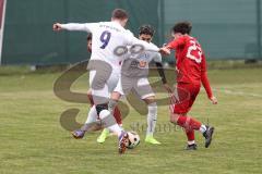 Kreisklasse - Saison 2025/26- Türk SV Ingolstadt - MTV Ingolstadt-  - Mykola Bilotserkivets weiss MTV - Arda Keskin rot Türkisch - Foto: Meyer Jürgen