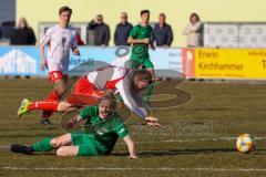 Bezirksliga OBB Nord - SV Manching - FC Schwabing München - Rainer Meisinger (#19 Manching) wird gefoelt von Hinrichs Rafael weiss Schwabing und bleibt längere Zeit verletzt am Boden liegen - Foto: Jürgen Meyer