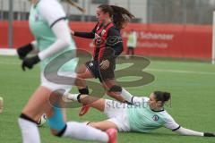 2. Bundesliga Frauen - Saison 2025/26 - FC Ingolstadt 04 Frauen - FFC Turbine Potsdam - Mara Winter (Nr.2 - FC Ingolstadt Frauen I) - Mahmoud Amani weiss Potsdam - Foto: Meyer Jürgen
