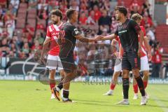 3. Liga - Saison 2025/26 - Energie Cottbus - FC Ingolstadt 04  - Marcel Costly (Nr.22 - FC Ingolstadt 04) - Carlsen Frederic Bennedsgaard (Nr.8 - FC Ingolstadt 04) beim Abklatschen - XXXXX - Foto: Meyer Jürgen
