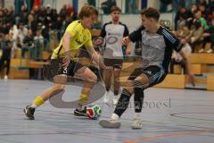 Lotto Bayern Hallencup - Saison 2024/25 - FC Hitzhofen/Oberzell - TSV Ober./Unterhaunstadt- Maximilian Eichlinger gelb Hitzhofen  - Fabio Udella grau Ober/Unterhaunstadt - Foto: Meyer Jürgen