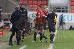 3. Fußball-Liga - Saison 2020/2021 - FC Ingolstadt 04 - FC Viktoria Köln - Filip Bilbija (#35,FCI)  wird ausgewechselt durch IImari Niskanen (#22,FCI) - Foto: Meyer Jürgen