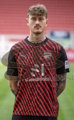 Calvin Brackelmann (17, FCI); FC Ingolstadt 04;
3.Liga, Porträttermin 2023/2024