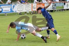 Kreisliga - Saison 2023/2024 - SV Menning  - FC Sandersdorf - Christian Winkler weiss Sandersdorf - Alessandro Nikolaidis blau Menning - Foto: Meyer Jürgen