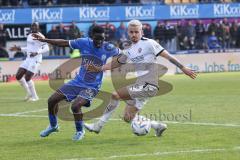 3. Liga; SV Meppen - FC Ingolstadt 04; Zweikampf Kampf um den Ball Thomas Rausch (45, FCI) Kone Junior Razack (34 SVM)