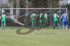 Kreisliga - Saison 2023/24 -  SV Hundszell - SV Denkendorf - Matthias Weinzierl #9 Hundszell trifft zum 2:1 Führungstreffer - jubel - Stefan Seitz Torwart Denkendorf - Foto: Meyer Jürgen