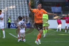 3.Liga - Saison 2023/2024 - SC Freiburg II - FC Ingolstadt 04 - Benjamin Kanuric (Nr.8 - FCI) - Der 4:0 Führungstreffer durch Benjamin Kanuric (Nr.8 - FCI) -jubel - Foto: Meyer Jürgen