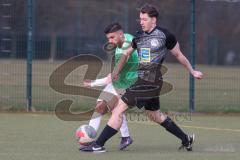 Bezirksliga - Saison 2025/26 - FC Fatih Ingolstadt - TSV 54 - DJK München - Aaron Toski (Nr.11 - FC Fatih) mit einer Torchance - Manuel Exner schwarz München #2 - Foto: Meyer Jürgen