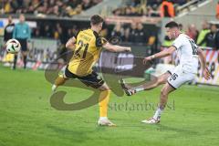 3. Liga; Dynamo Dresden - FC Ingolstadt 04; Ryan Malone (16, FCI) Meißner Robin (21 DD)