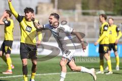 3. Liga; Borussia Dortmund II - FC Ingolstadt 04; Tor Jubel Treffer Ausgleich 3:3 Pascal Testroet (37, FCI)