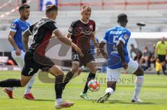 2.BL; SV Darmstadt 98 - FC Ingolstadt 04 - Filip Bilbija (35, FCI) Pfeiffer Patric (5 SVD)