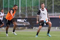 3. Liga; FC Ingolstadt 04 - Trainingsauftakt, Pascal Testroet (37, FCI) Patrick Schmidt (9, FCI) Zweikampf Kampf um den Ball