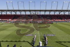 3. Liga; FC Ingolstadt 04 - Würzburger Kickers; vor dem Spiel Spalier die Ingolstädter Stadtwache, hinten die Feuerwehren der Region
