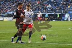 2.BL; Hamburger SV - FC Ingolstadt 04; Angriff Justin Butler (31, FCI) Schonlau Sebastian (4 HSV)