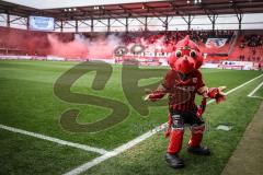 3. Liga; FC Ingolstadt 04 - 
VfB Oldenburg; Fan Fankurve Banner Fahnen Spruchband Choreografie Feuer Maskottchen Schanzi