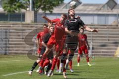 Bayernliga Süd - Saison 2021/2022 - FC Ingolstadt 04 II - SpVgg Hangkofen - Willibald Fabian (#4 FCI) - Tobias Lermer schwarz Hangkofen - Foto: Meyer Jürgen