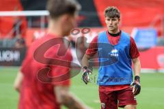 3. Liga; FC Ingolstadt 04 - SSV Jahn Regensburg; vor dem Spiel Torwart Markus Ponath (1, FCI)