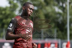 3. Liga; Testspiel; FC Ingolstadt 04 - FC Heidenheim; Daouda Beleme (9, FCI) ärgert sich, Torchance verpasst