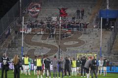 3. Liga - Saison 2026/27 - Waldhof Mannheim - FC Ingolstadt 04 -  die Spieler bedanken sich bei den Fans -  - XXXXX - Foto: Meyer Jürgen