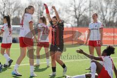2. Bundesliga Frauen - Saison 2024/25 - FC Ingolstadt 04 Frauen - SC Freiburg II - Der 1:0 Führungstreffer durch Emma Kusch (Nr.9 - FCI Frauen) - jubel - Sadikou Nailatou #18 Freiburg - Pija Reininger (Nr.21 - FCI Frauen) - Maas Mia-Lena #4 Freiburg - Fot