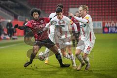 3. Liga - FC Ingolstadt 04 - Hallescher FC - Francisco Da Silva Caiuby (13, FCI) Landgraf Niklas (31 Halle) Titsch Rivero Marcel (26 Halle)