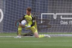 3. Liga; Testspiel; FC Ingolstadt 04 - TSV Rain/Lech, Torwart Maurice Dehler (46, FCI) hält