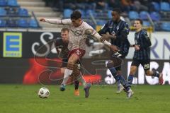 3. Liga - Saison 2025/26 - Waldhof Mannheim  -  FC Ingolstadt 04 - Ognjen Drakulic (Nr.30 - FC Ingolstadt 04) - Adama Diakhaby (Nr.27 - Waldhof Mannheim) - Foto: Meyer Jürgen