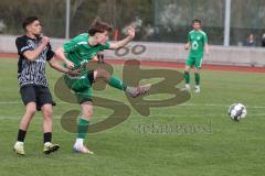 Bezirksliga - Saison 2024/25- FC Fatih - VFB Eichstätt II  - Constantin Zielke grün Eichstätt - Aaron Toski schwarz Fatih - Foto: Meyer Jürgen