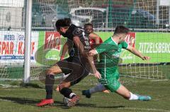 Kreisklasse - Saison 2022/2023 -FC Gerolfing II - GW Ingolstadt - Florian Uslar grün Gerolfing - Hakan Gökhan schwarz GW Ingolstadt - Foto: Meyer Jürgen