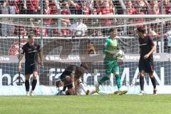 3. Liga; TSV 1860 München - FC Ingolstadt 04; Torwart David Klein (47, FCI) hält sicher