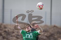 Kreisklasse - Saison 2025/26- TSV Gaimersheim II - SV Lippertshofen - Moritz Heckl schwarz Gaimersheim  - Josef Buchner grün Lippertshofen - Foto: Meyer Jürgen