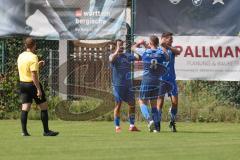 Kreisliga - Saison 2025/26- SV Hundszell - SV Zuchering - Der 1:0 Führungstreffer durch Martin Kusche blau Hundszell - jubel - XXXXX - Foto: Meyer Jürgen