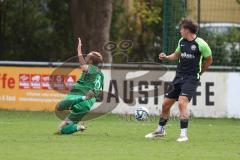 Bezirksliga - Saison 2025/26 - FC Gerolfing - SVA Palzing - Max Seitle (Nr.6 - FC Gerolfing) wird gefoult von Ioannis Argiriadis schwarz Palzing und es gibt Elfmeter - XXXXX - Foto: Meyer Jürgen
