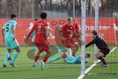 A-Junioren Bundesliga  - Saison 2023/24 - A-Junioren - FC Ingolstadt 04 - TSV 1860 München - Luca Lechner (Nr.5 - FC Ingolstadt 04 A-Jugend)Faßmann Lasse blau München - Avdija Erion Torwart München - XXXXX - Foto: Meyer Jürgen