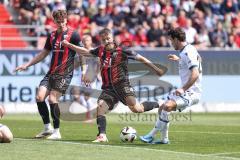 3. Liga; FC Ingolstadt 04 - Arminia Bielefeld; Torchance verpasst Gustav Christensen (24, FCI) Lannert Christopher (24 AB) Tim Heike (9, FCI)