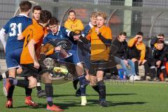 Audi Schanzer Amateur Cup 2022 - TSV Großmehring - SC Irgertsheim - Benedikt Huber blau Großmehring - Nico Gensberger orange Irgertsheim - Foto: Jürgen Meyer