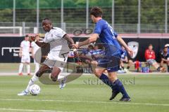 3. Liga; Testspiel; FC Ingolstadt 04 - TSV Rain/Lech, Moussa Doumbouya (27, FCI) #Lukas Gerlspeck (RL)