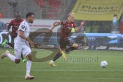 3.Liga - Saison 2022/2023 - FC Ingolstadt 04 -  - SV Waldhof-Mannheim - Tobias Bech (Nr.11 - FCI)  - Starkregen - Foto: Meyer Jürgen