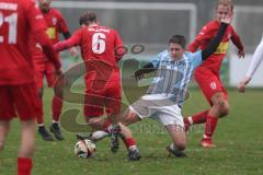 Kreisliga - Saison 2025/26- TSV Kösching - FC Sandersdorf - Stefan Winkler blau Sandersdorf  - Sebastian Schneeberger rot Kösching - Foto: Meyer Jürgen