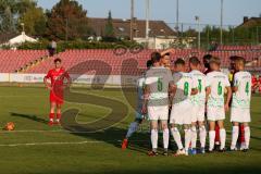 A-Junioren Bundesliga Süd/Südwest - Saison 2021/22 - FC Ingolstadt 04  - SpVgg Greuther Fürth - Leon Nuhanovic rot FCI beim Freistoss - Foto: Jürgen Meyer