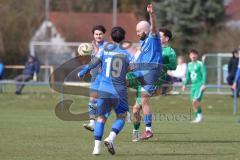 Kreisliga - Saison 2025/26- SV Hundszell - VFB Eichstätt II - Samuel Schmid grün Eichstätt - Marcel Nicht blau Hundszell - Foto: Meyer Jürgen