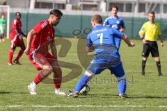 Kreisklasse - Saison 2024/25- Türk SV Ing - FC Arnsberg - Daniel Drotleff rot Türk SV - David Bertok blau Arnsberg - Foto: Meyer Jürgen