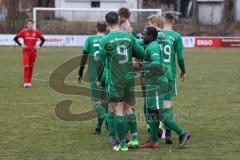 Testspiel - SV Manching - TSV Pöttmes - Rainer Meisinger (#19 Manching) trifft zum 3:2 Führungstreffer - jubel - Ousseynou Tamba (#10 Manching) - Benedikt Vollnhals (#9 Manching) - Foto: Jürgen Meyer