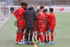 U 14 (C-Jun.) Förderliga BuLi/NLZ -  Saison 2021/2022 - FC Ingolstadt 04 - FC Bayern München - Halbzeitbesprechung - Foto: Meyer Jürgen