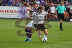 3.Liga - Saison 2022/2023 - VFL Osnabrück - FC Ingolstadt 04 - Henry Rorig (Nr.16 - VFL Osnabrück) - Tim Civeja (Nr.8 - FCI) - Foto: Meyer Jürgen